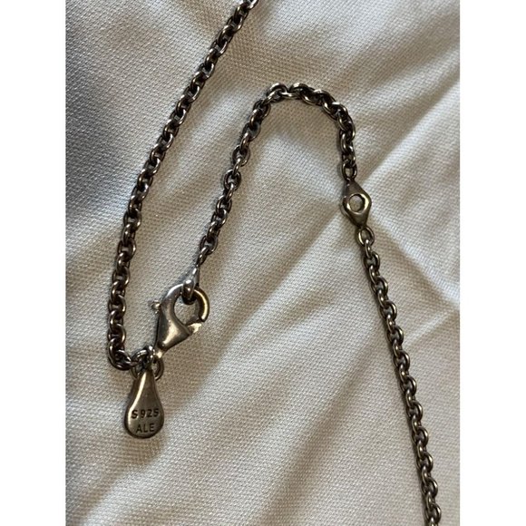 Pandora - Picture 7 of 10